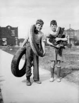 1902 collecting tyres