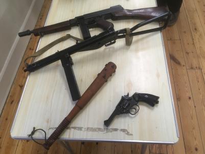 1901 weapons1