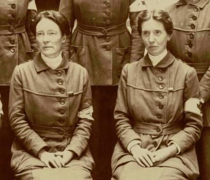 220620 Louisa GaL Flora Murray